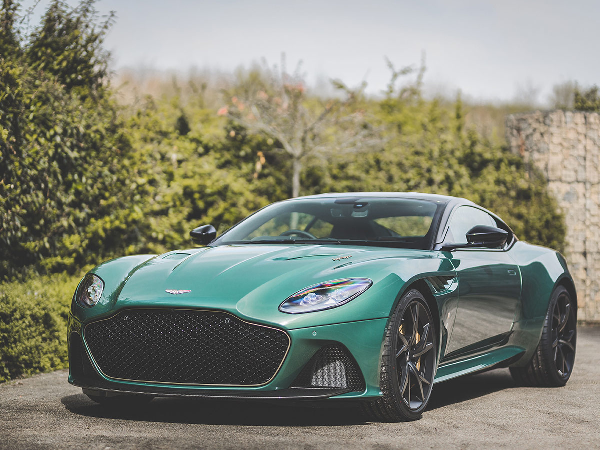 Aston Martin DBS 59