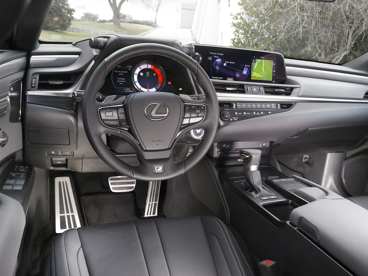 Lexus ES 300h F Sport 2019