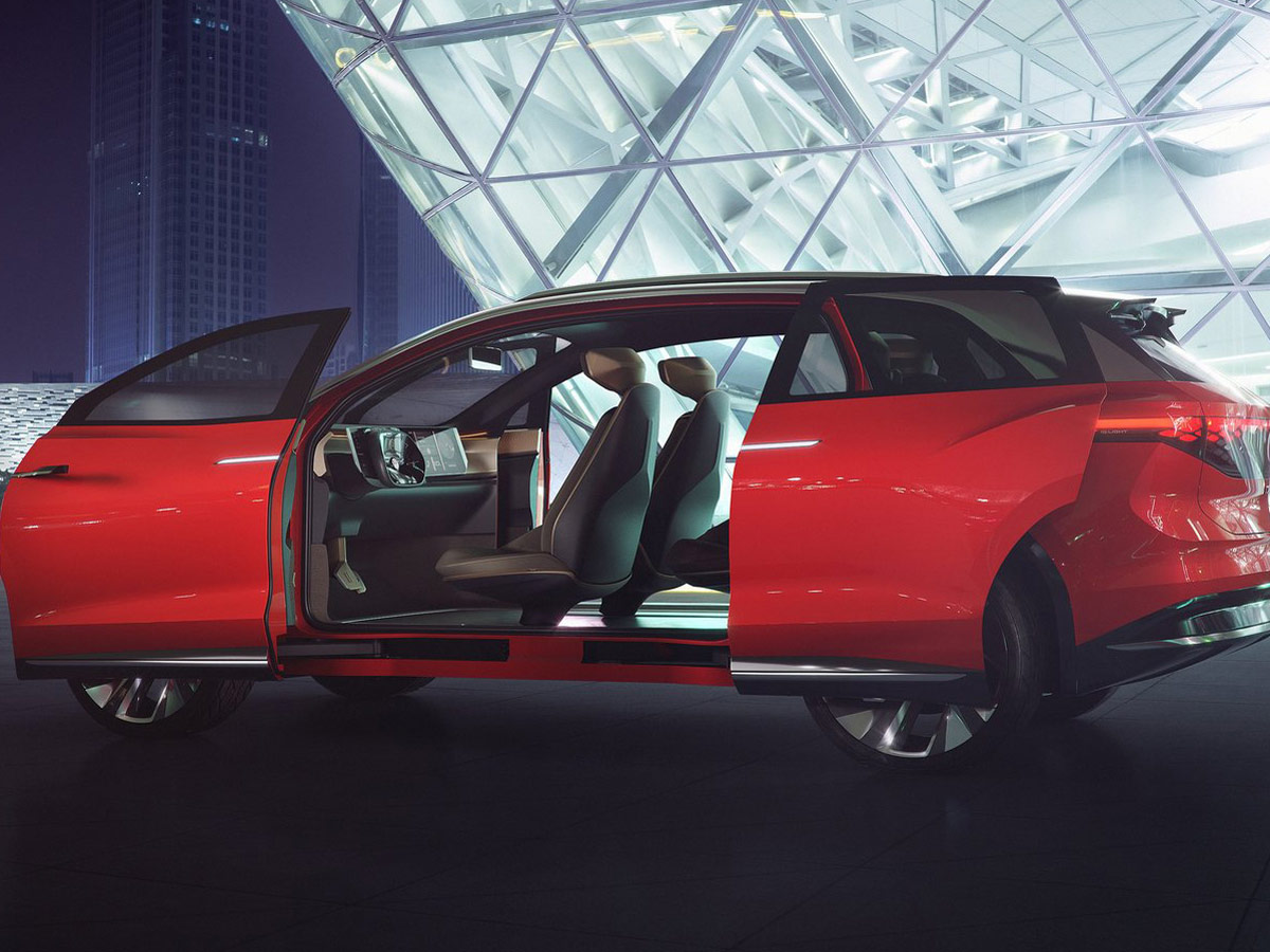Volkswagen ID Roomzz Concept 2019