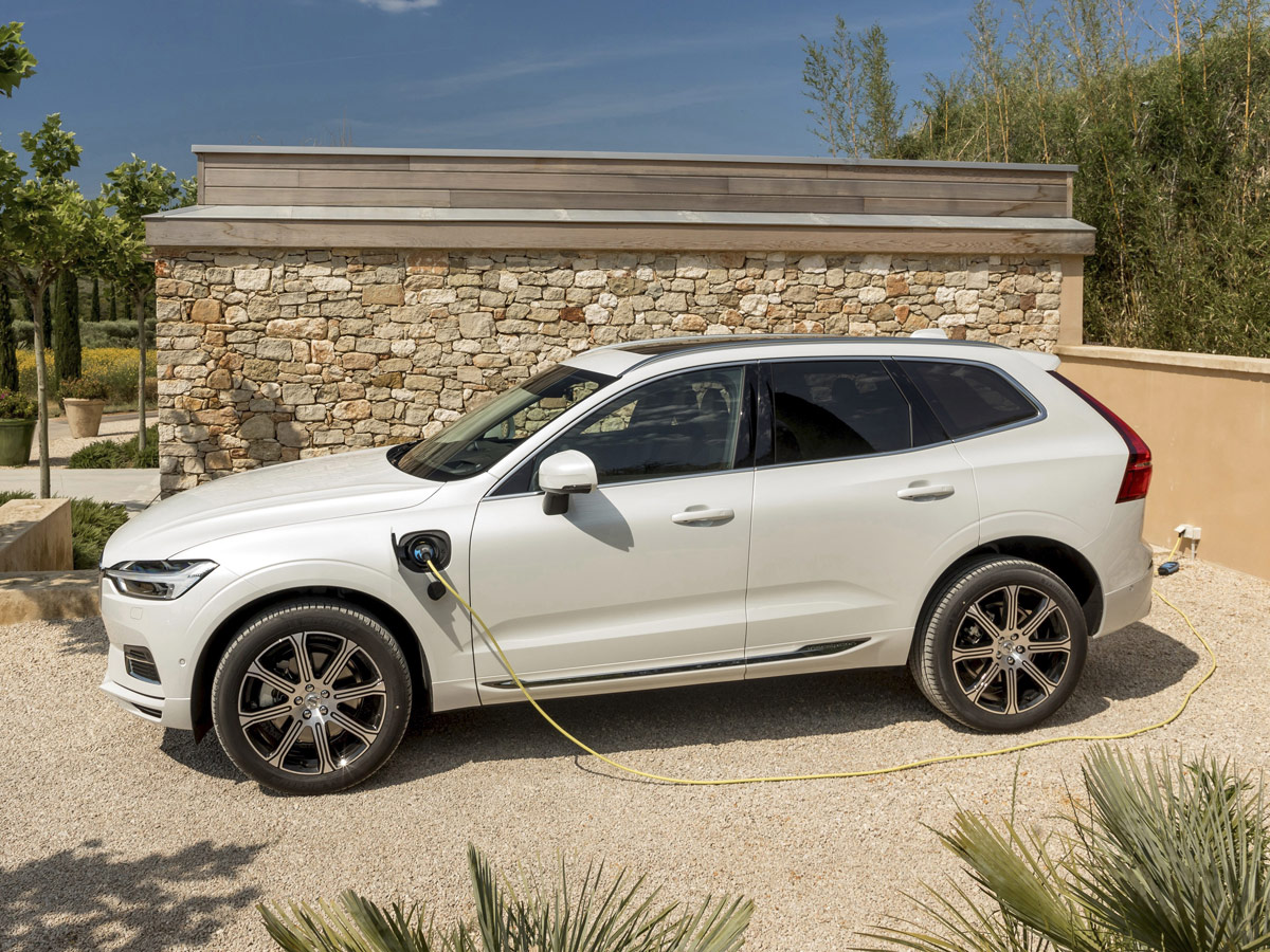 Volvo XC60 T8