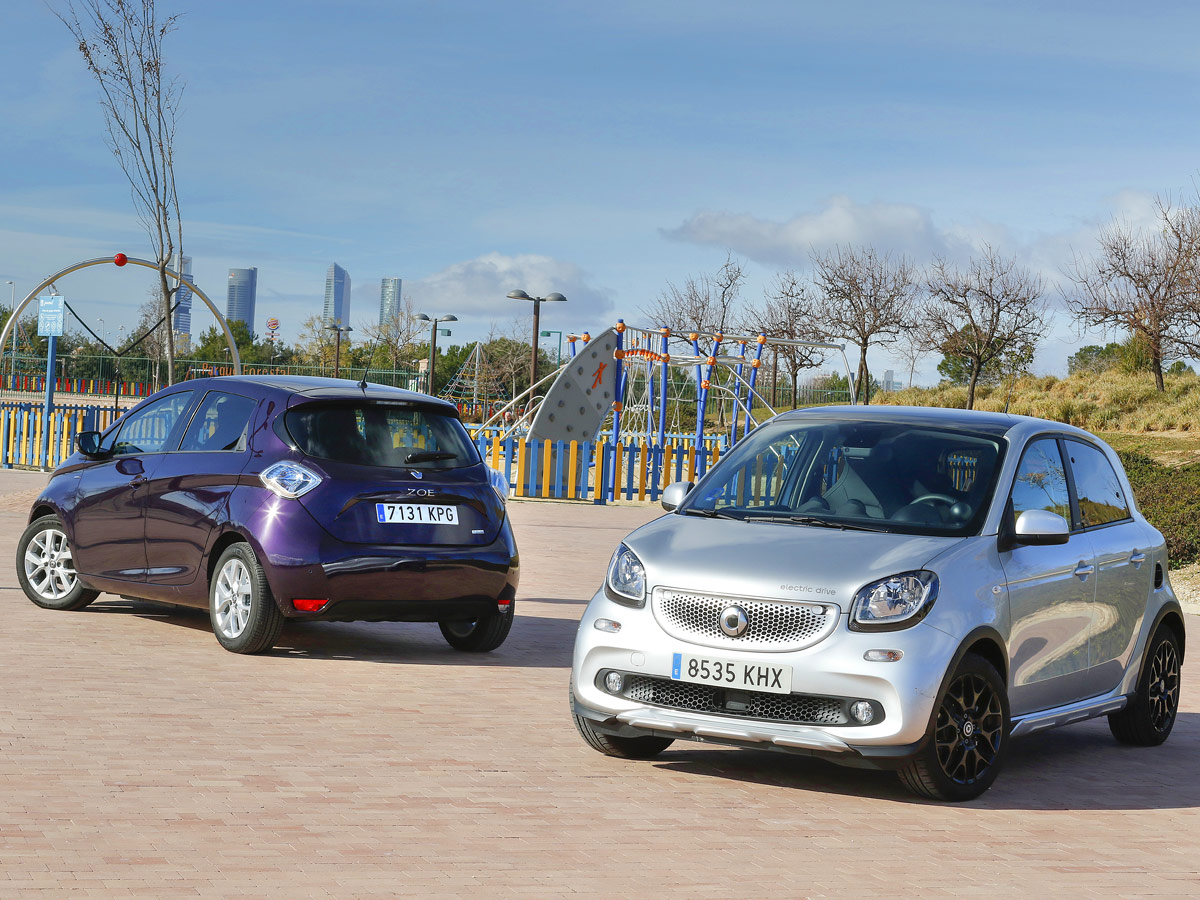 Comparativa Renault ZOE vs smart forfour