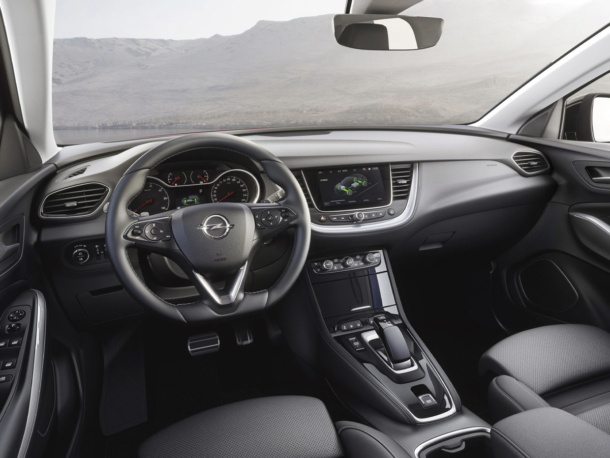 Opel Grandland X Hybrid4