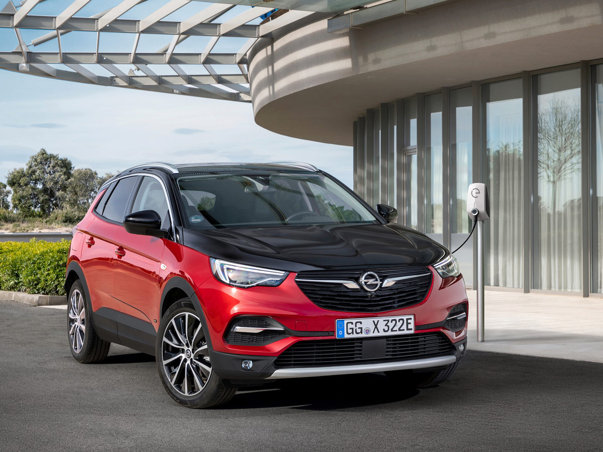 Opel Grandland X Hybrid4