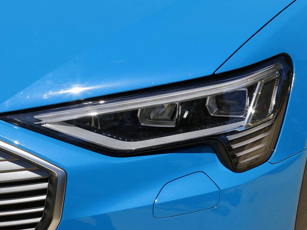 faros Matrix LED Audi e-tron