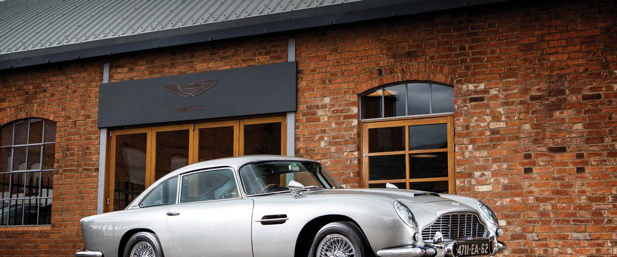 Aston Martin DB5 1965 James Bond