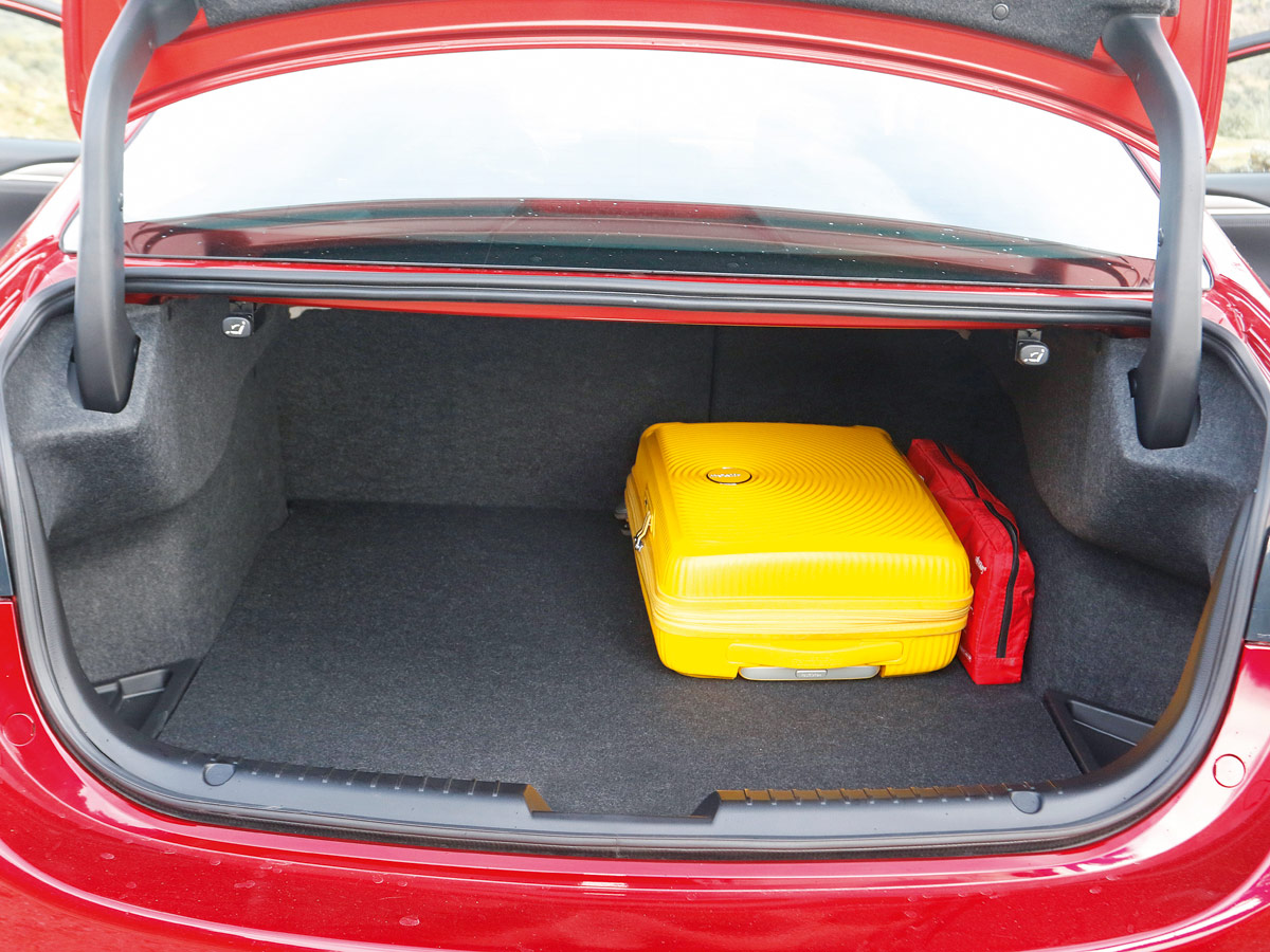 Prueba Mazda6 2.0 SkyActiv-G Zenith 2019