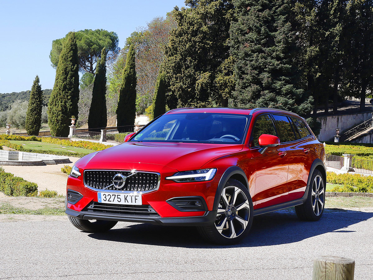 Prueba del Volvo V60 Cross Country Pro D4 AWD, para ir de aventura