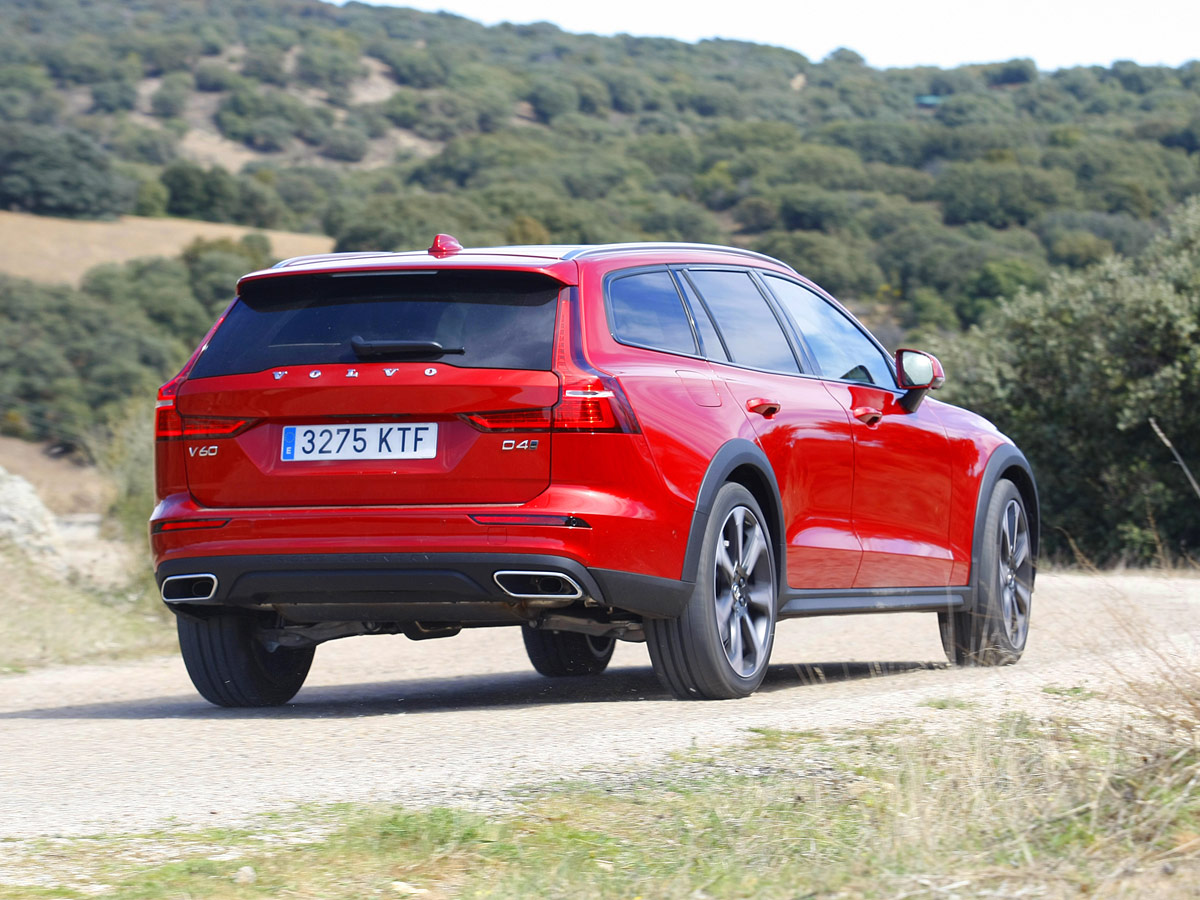 Prueba Volvo V60 Cross Country Pro D4 AWD 2019