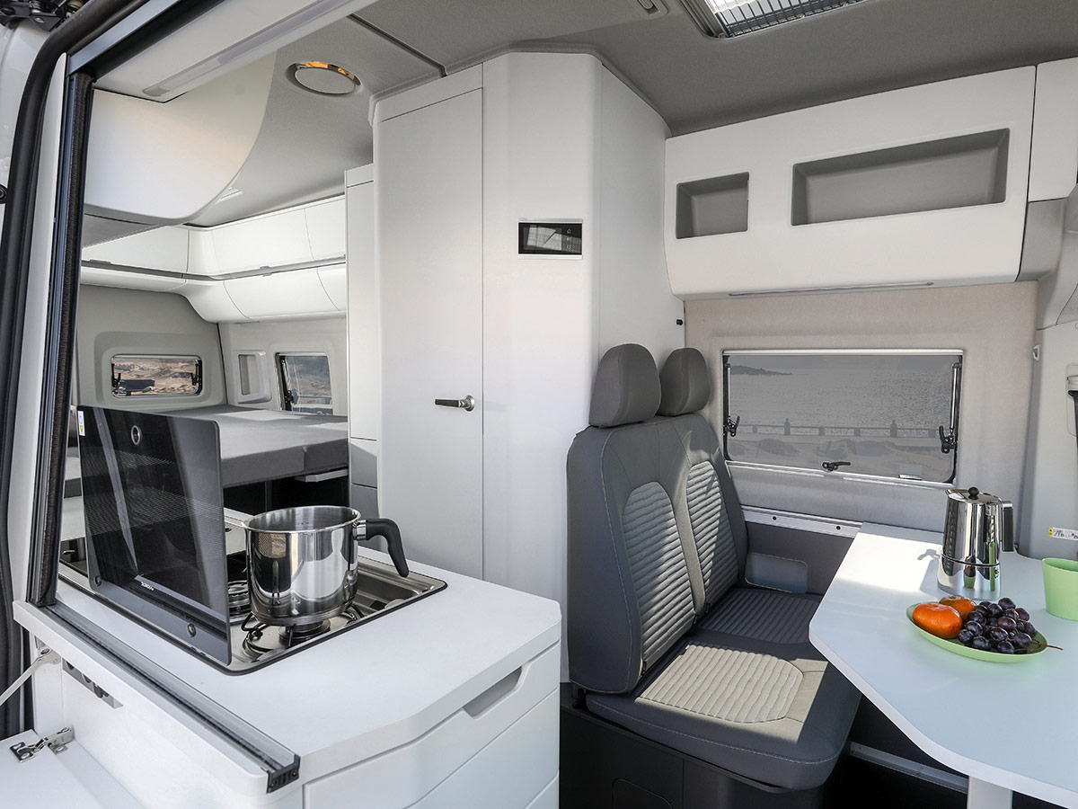 Volkswagen Grand California