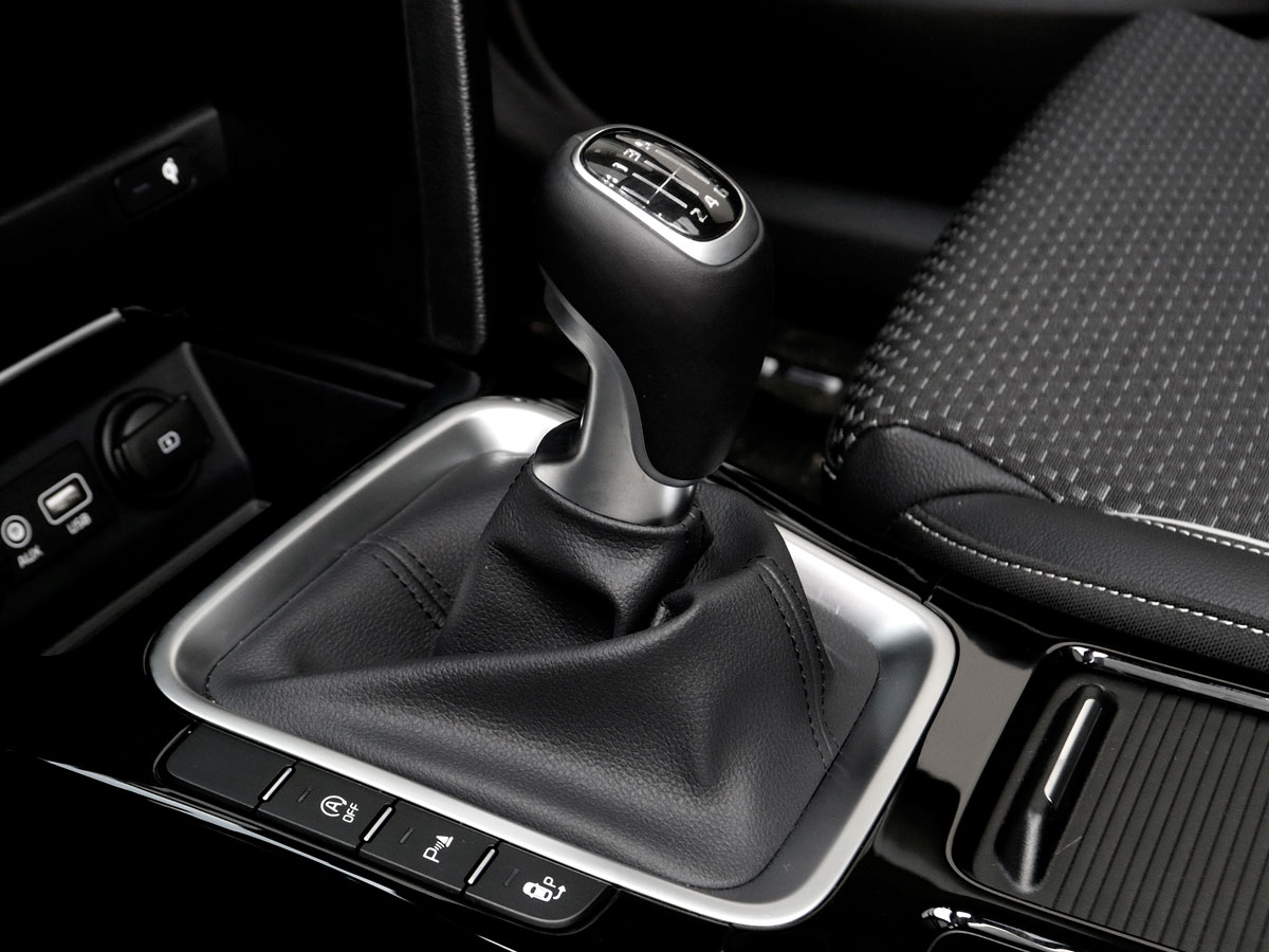 ford-focus-ecoboost-kia-ceed-tgdi-gasolina