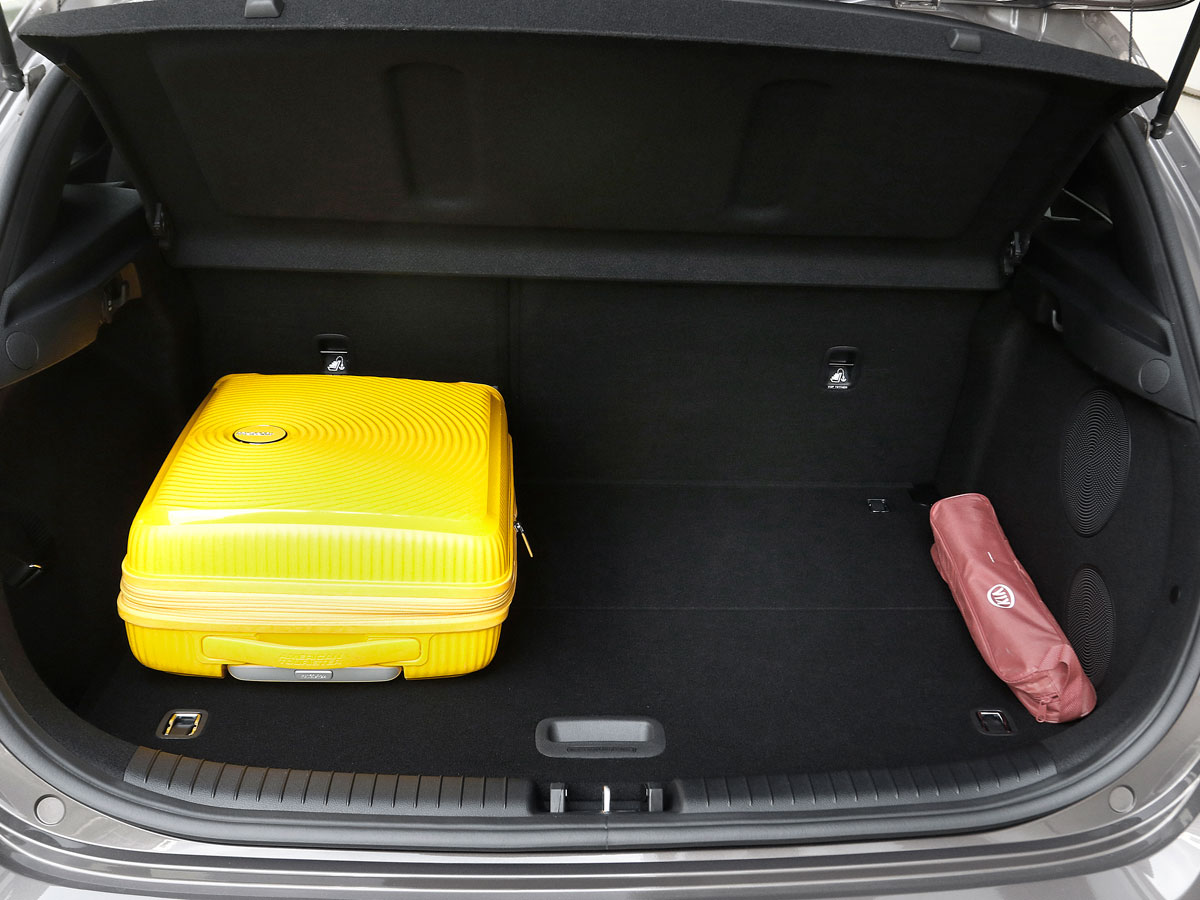 ford-focus-ecoboost-kia-ceed-tgdi-gasolina