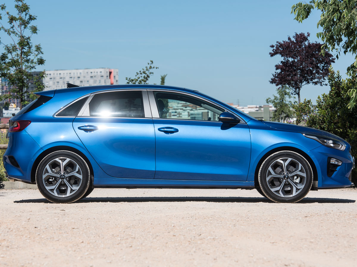 ford-focus-ecoboost-kia-ceed-tgdi-gasolina