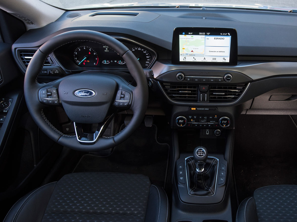 ford-focus-ecoboost-kia-ceed-tgdi-gasolina