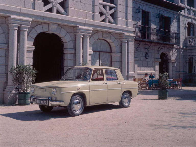Renault 8