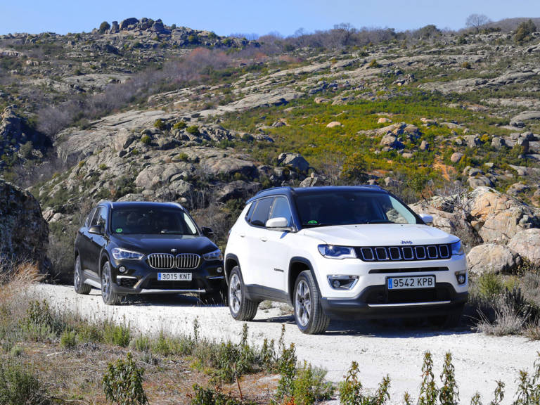 Comparativa de SUV compactos, Jeep Compass vs. BMW X1, alta costura ...