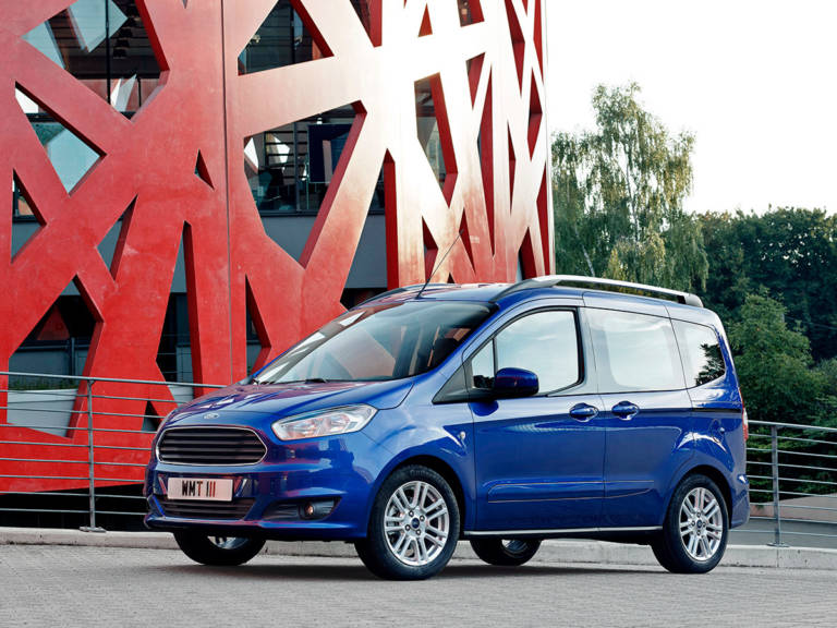 Ford Tourneo Courier: 11.165 euros +500 euros