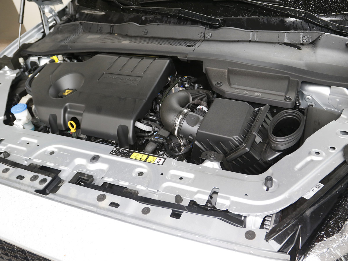 Prueba Jaguar E-Pace 2019