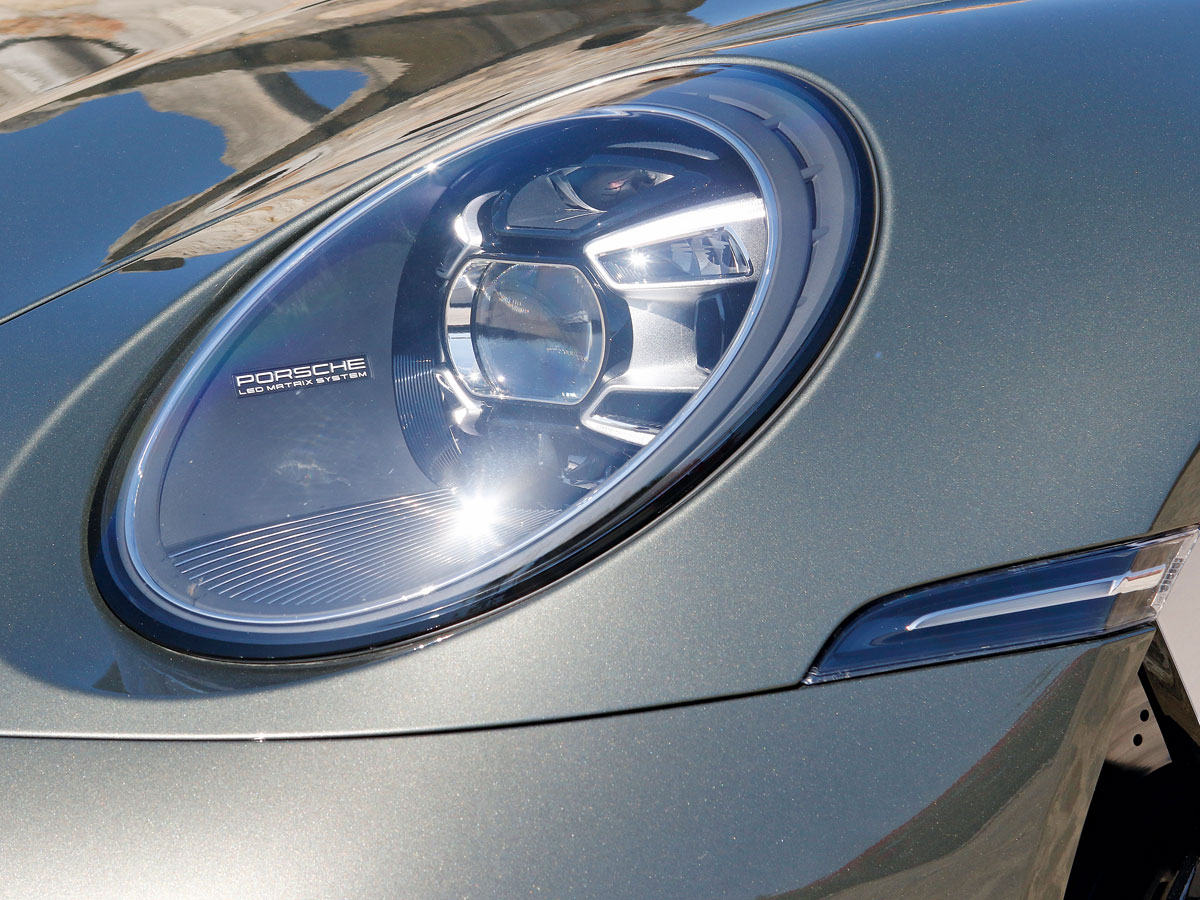 porsche-911-carrera-4s-cabriolet