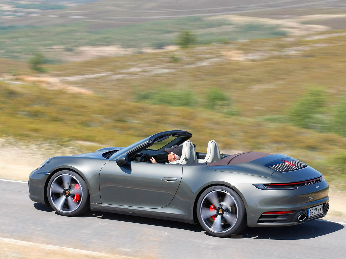 porsche-911-carrera-4s-cabriolet