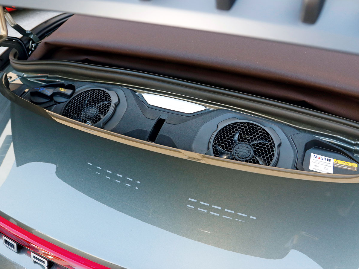 porsche-911-carrera-4s-cabriolet