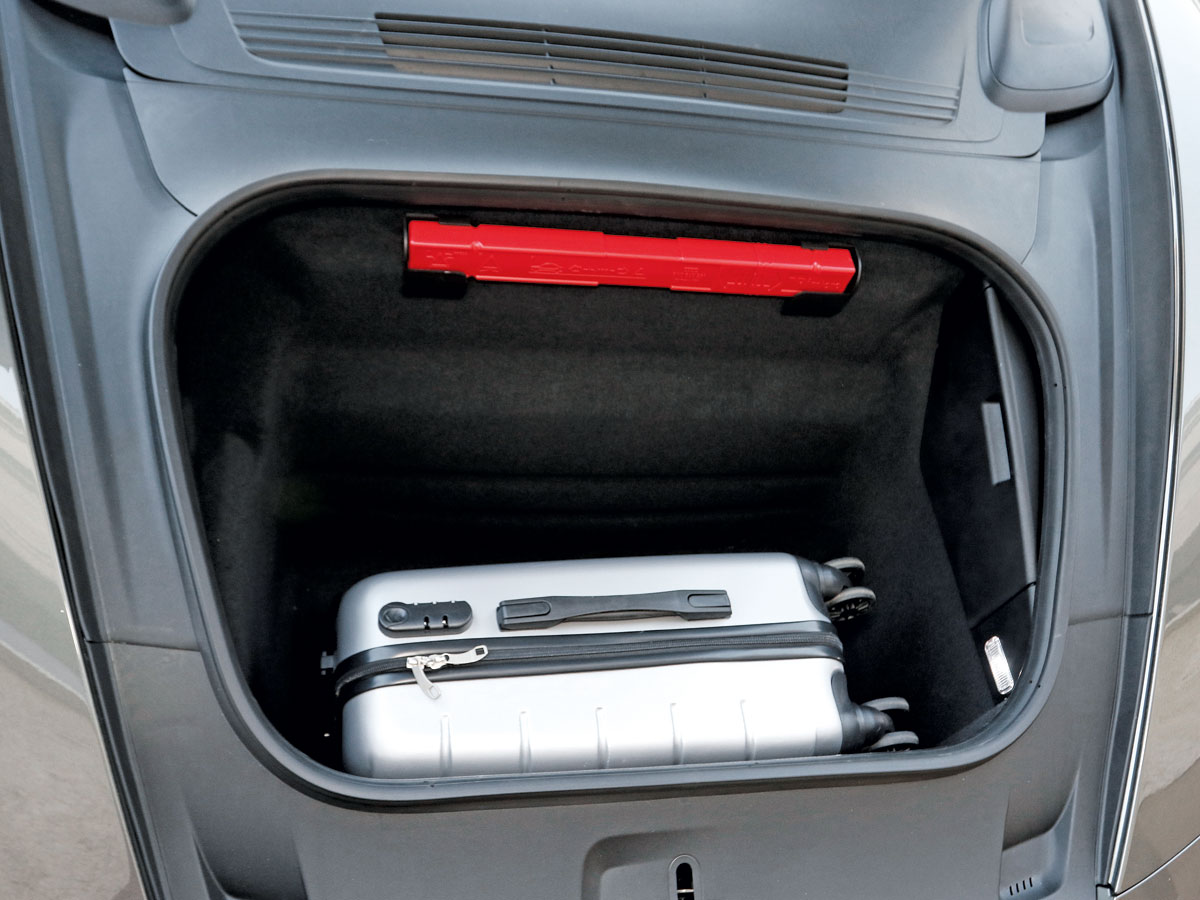 porsche-911-carrera-4s-cabriolet