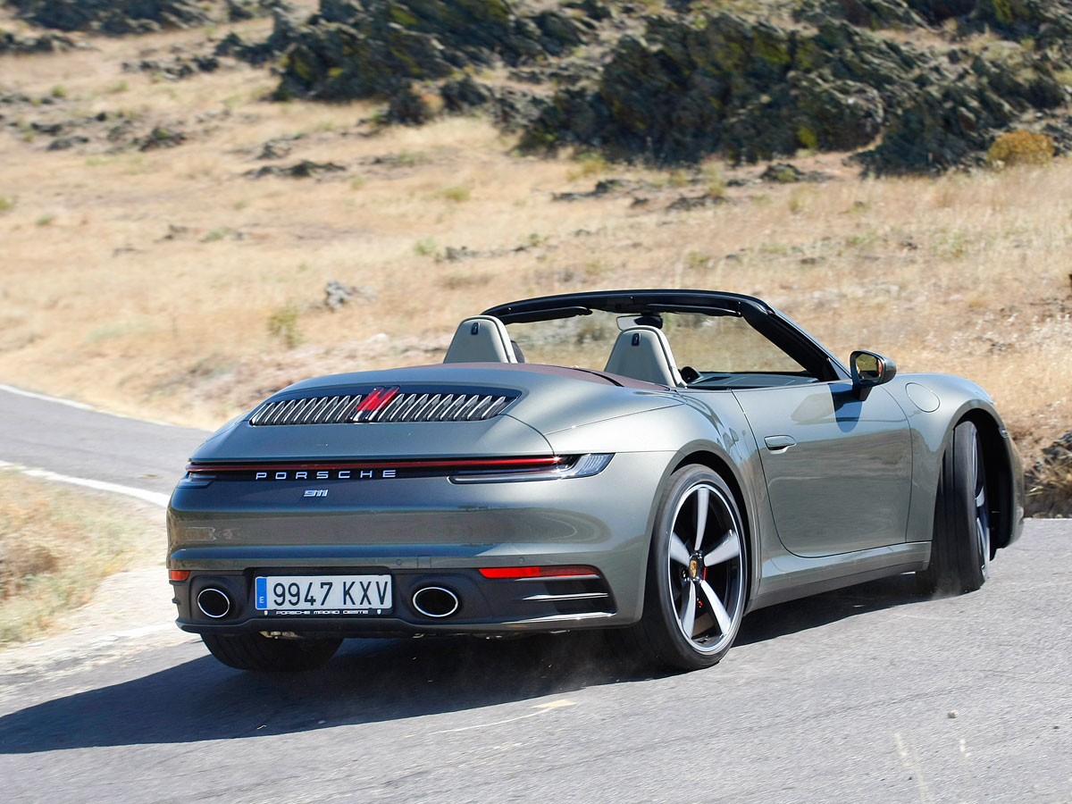 porsche-911-carrera-4s-cabriolet