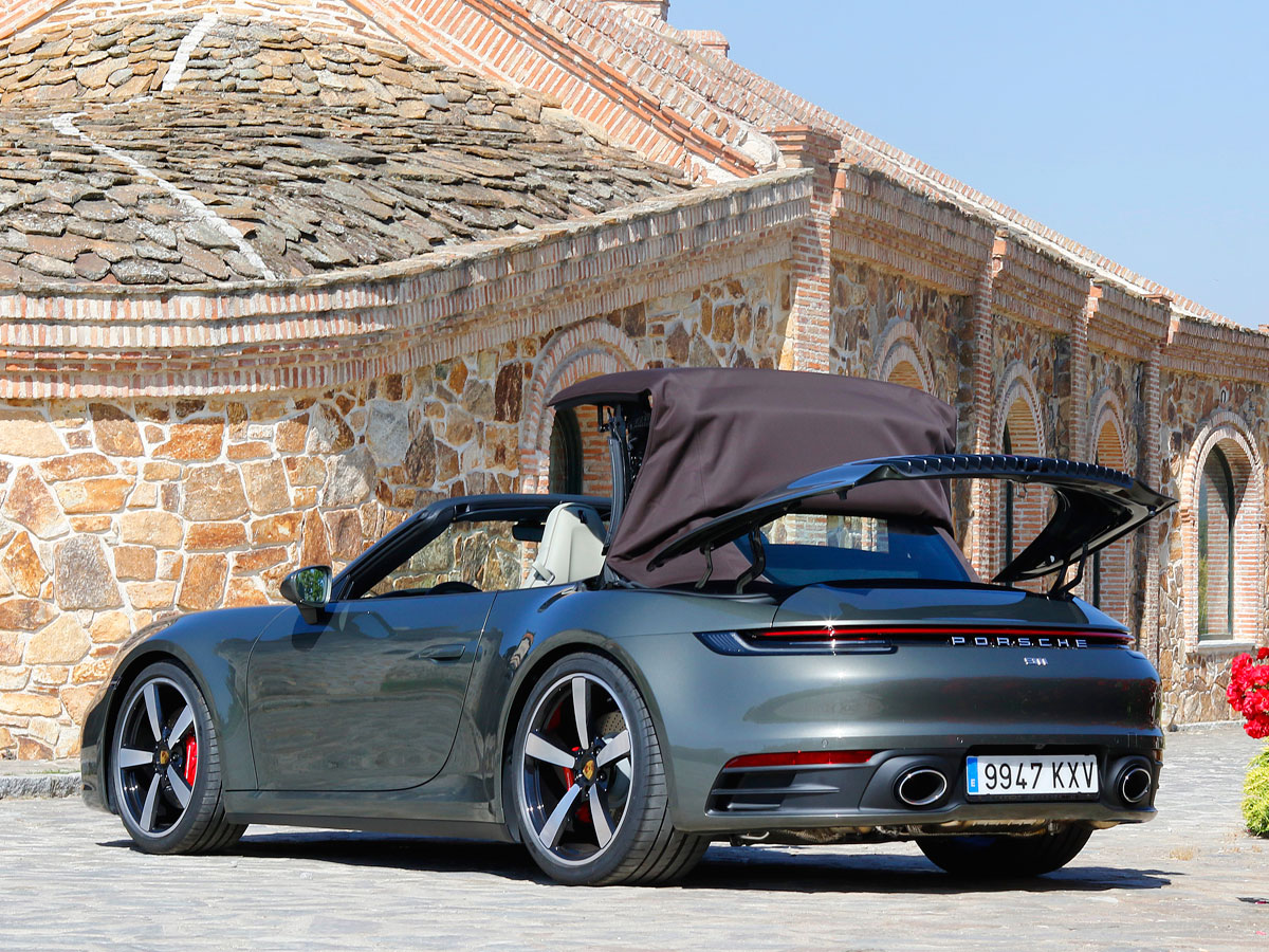 porsche-911-carrera-4s-cabriolet