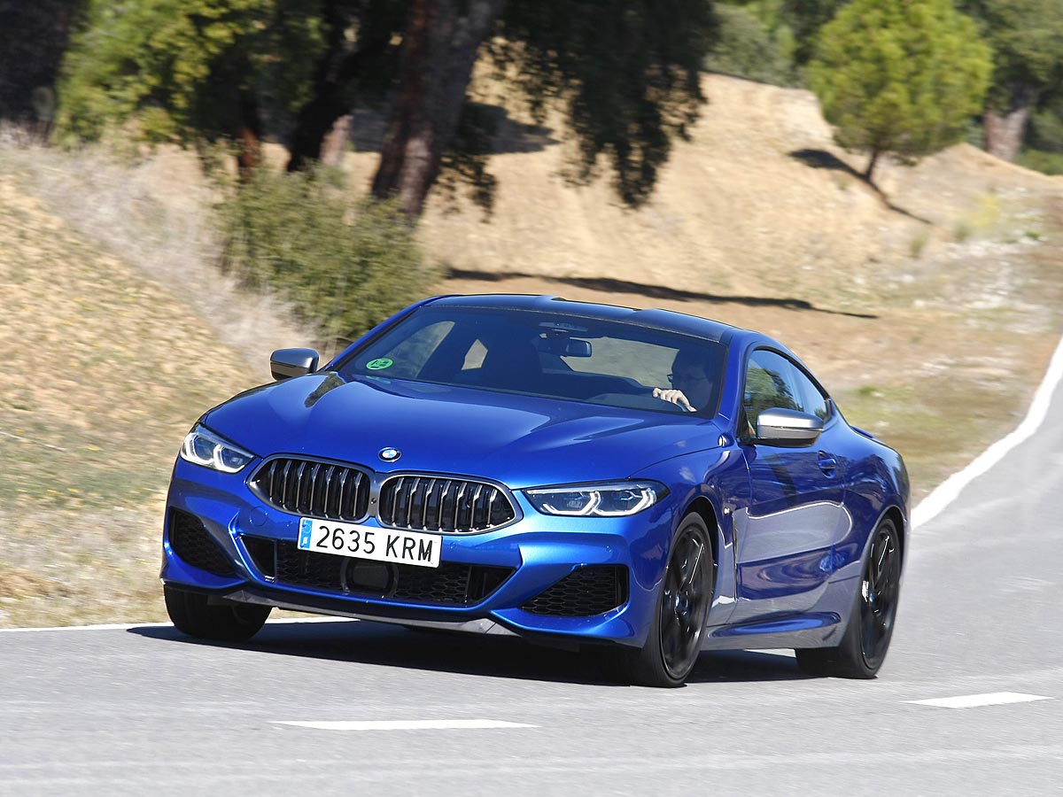 curva BMW M850i Coupé