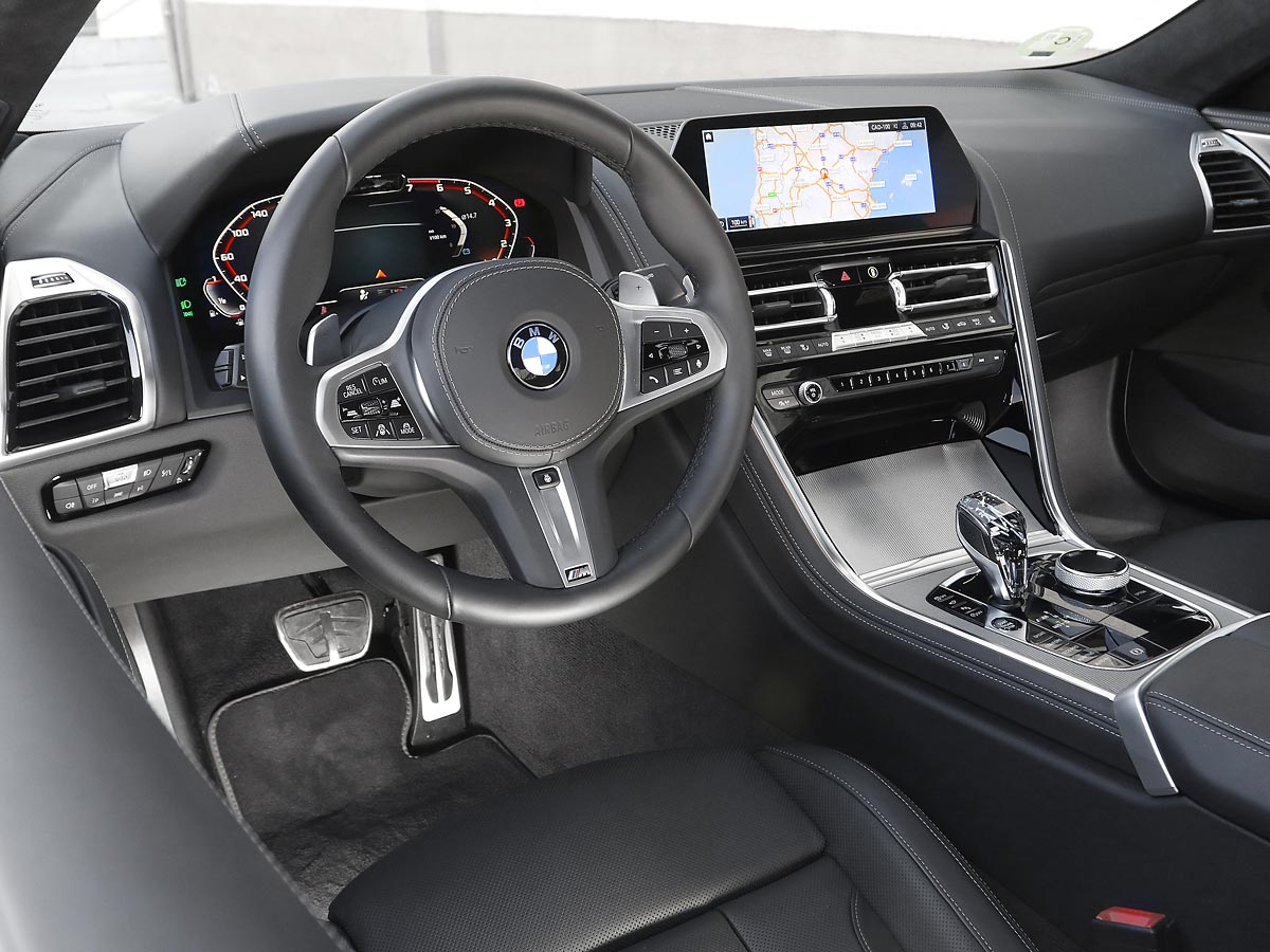 interior BMW M850i xDrive Coupé