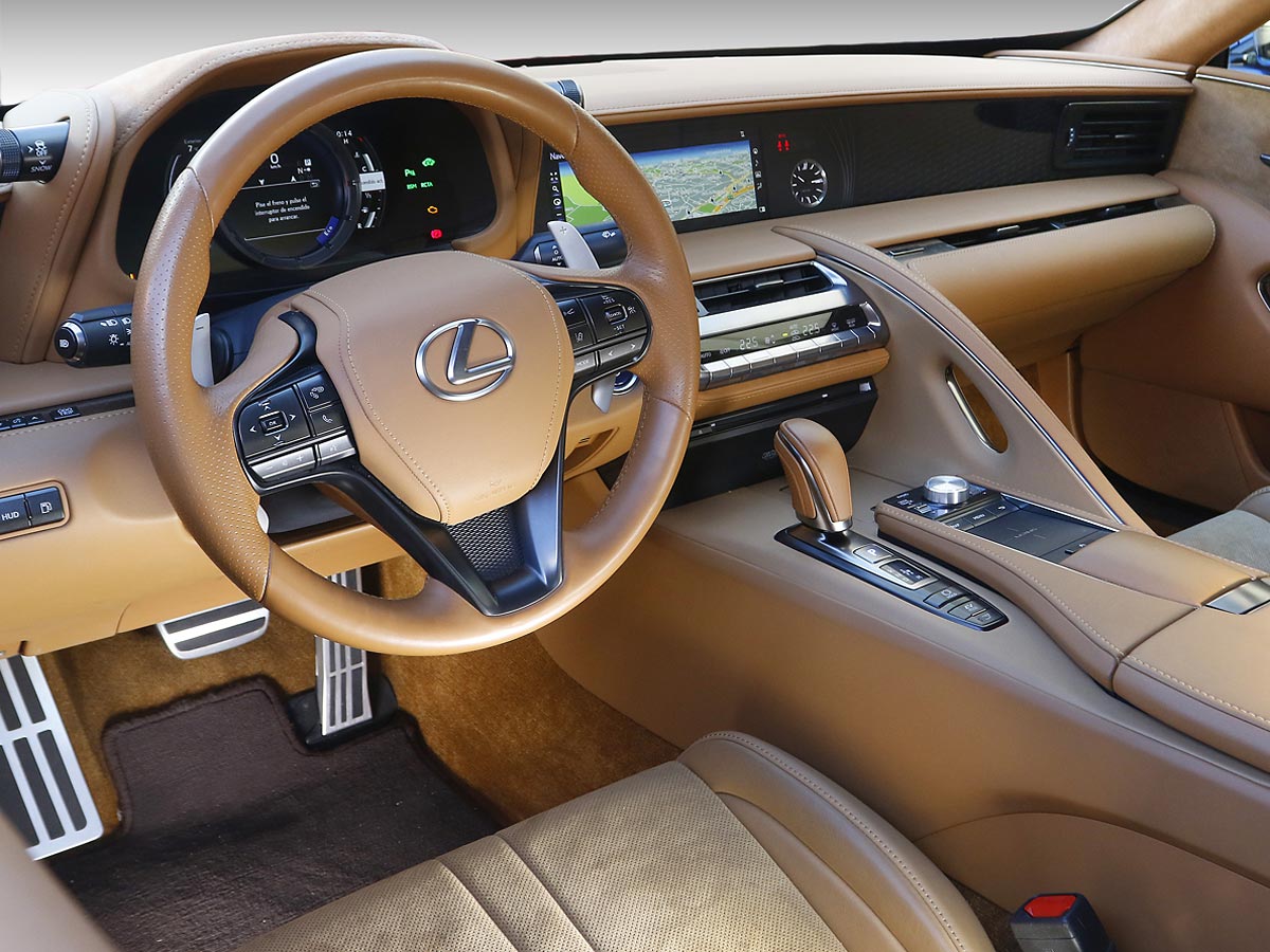 interior Lexus LC 500h