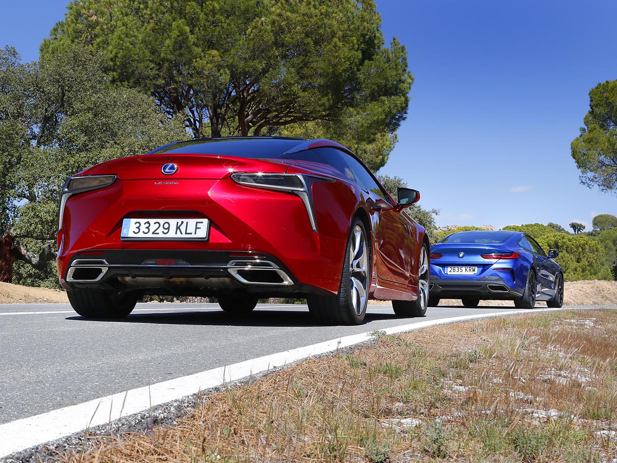 Lexus LC 500h trasera