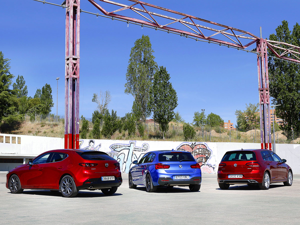 Comparativa BMW 118i Aut vs Mazda3 Skyactiv-G 122 CV vs Volkswagen Golf TSI 130 CV DSG