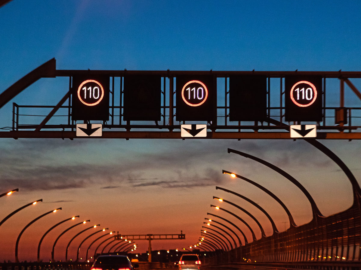 límites de velocidad