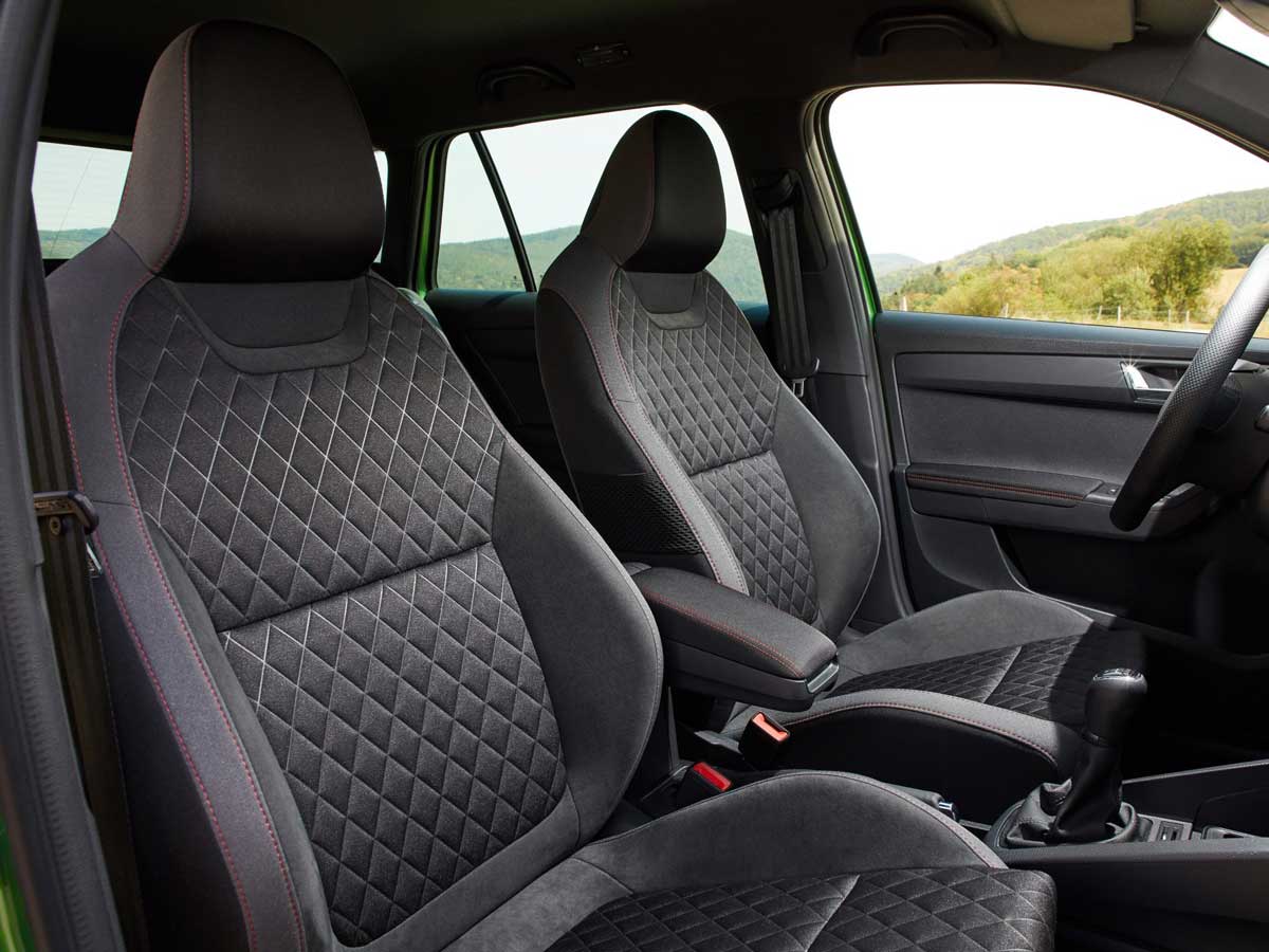 interior Skoda Fabia Black Edition