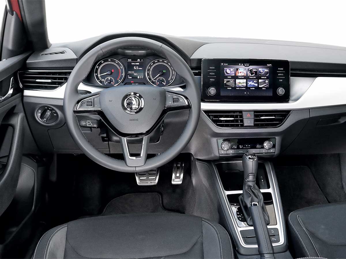 skoda scala 1.5 tsi salpicadero