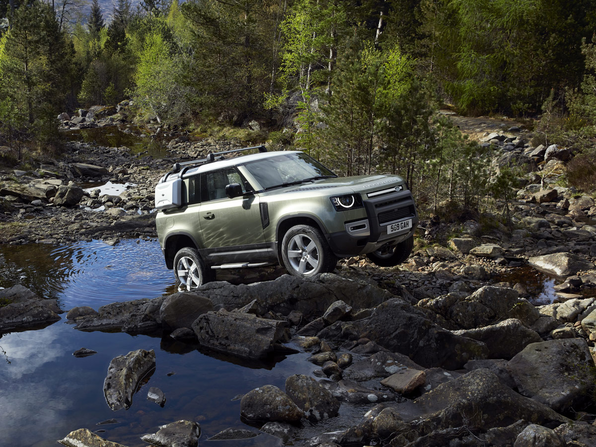 Land Rover Defender 2019
