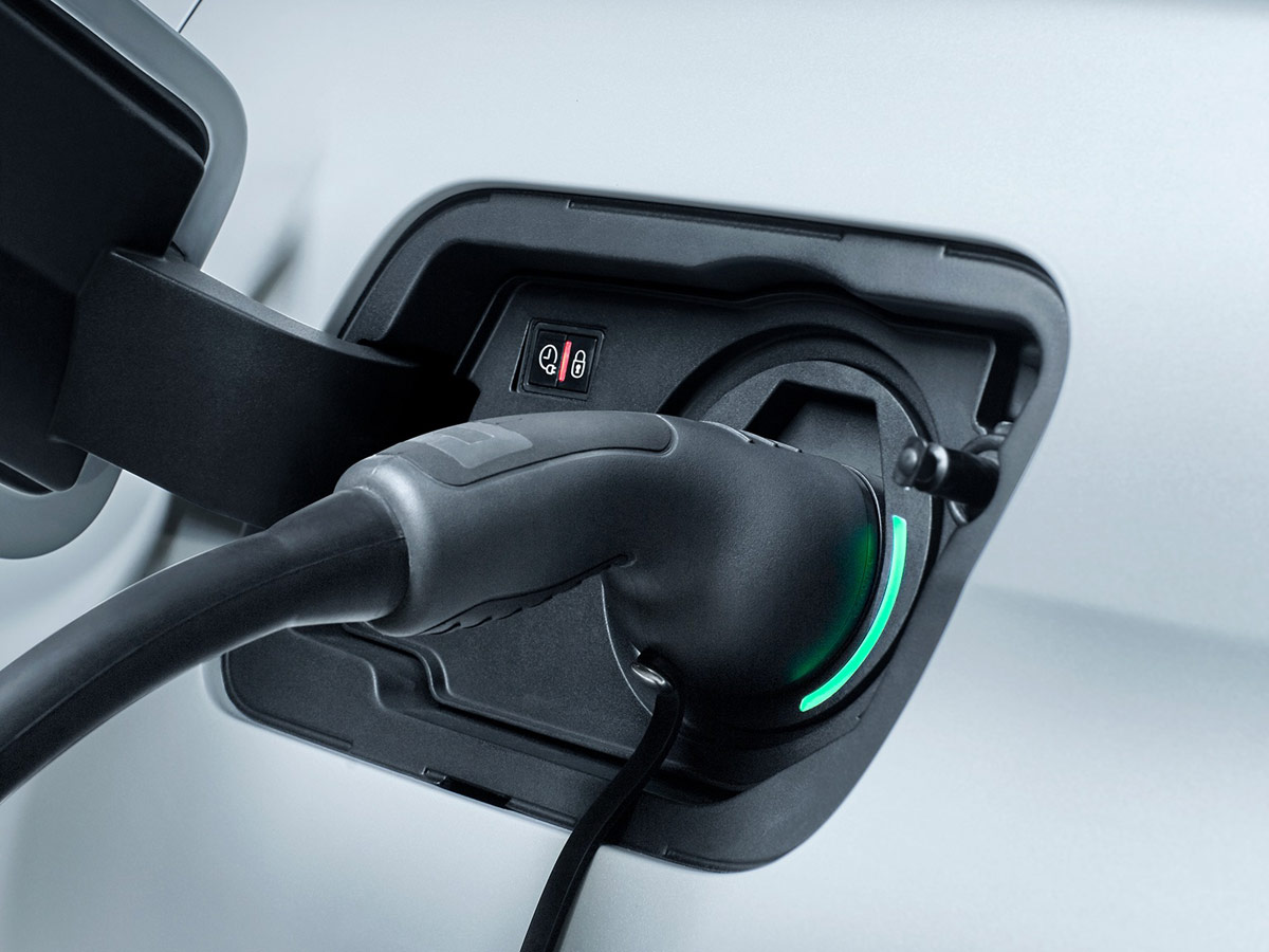 Peugeot 3008 GT Hybrid4 2019