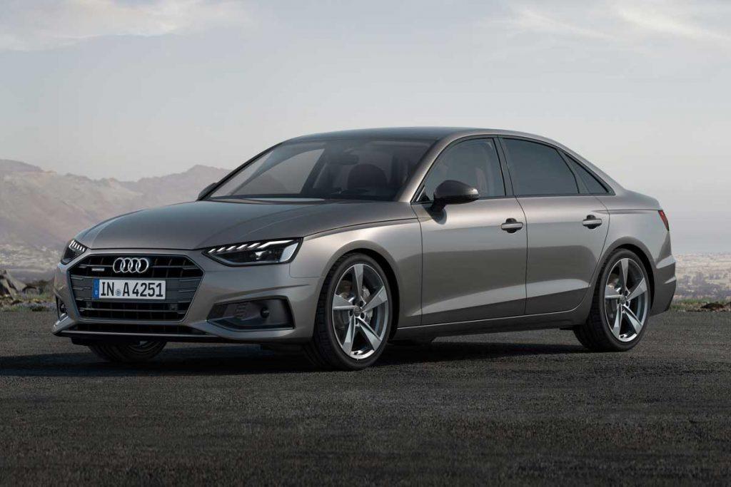 audi a4 berlina interior