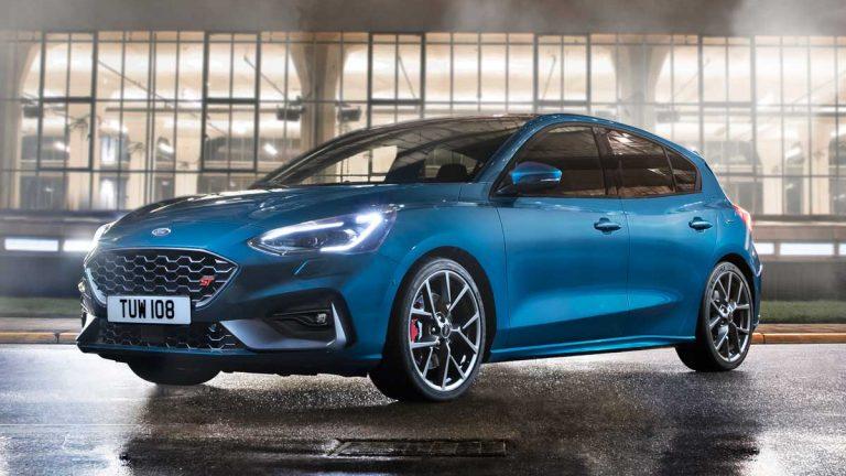 Ford Focus ST interior