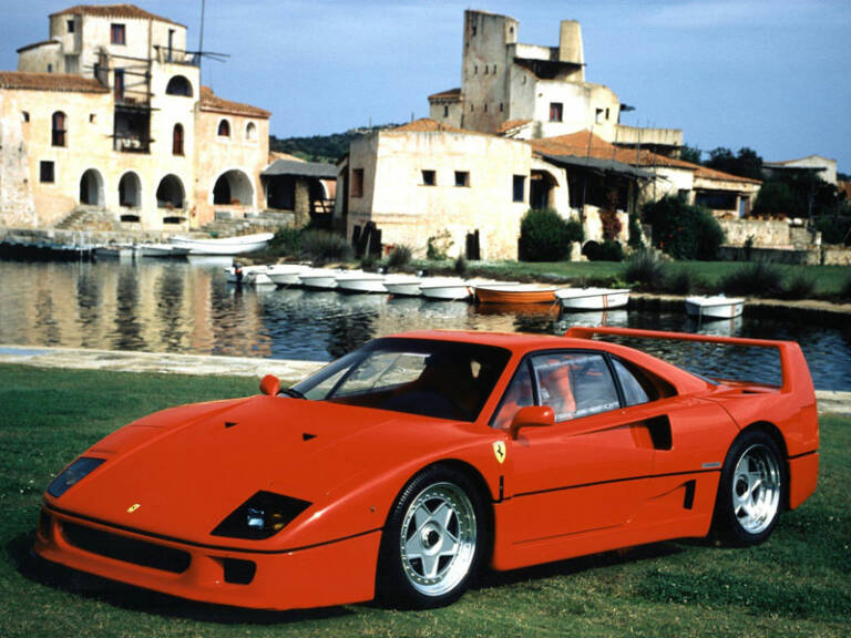 Bola extra - Ferrari F40