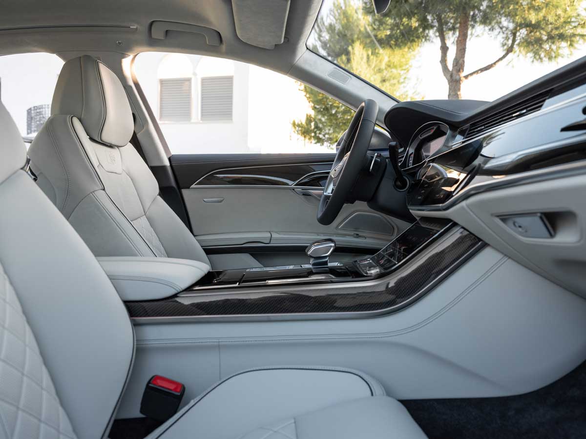 audi s8 2020 asientos