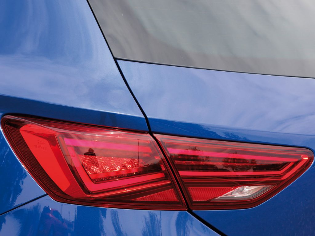 Comparativa SEAT León vs Renault Megane