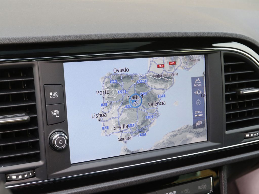 Comparativa SEAT León vs Renault Megane