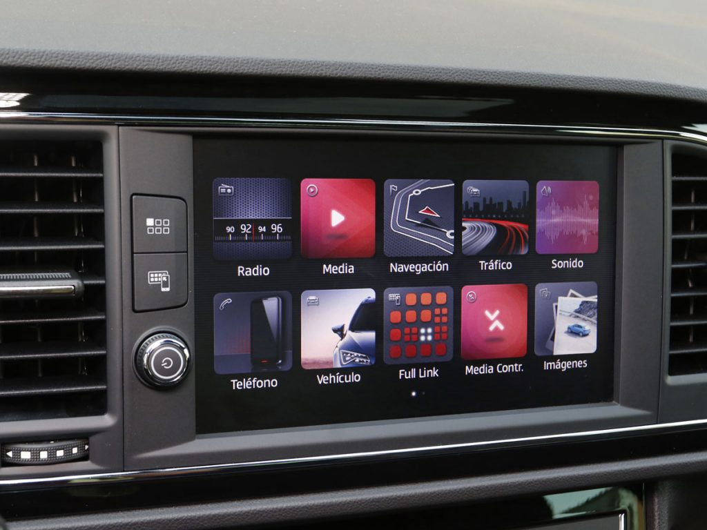 Comparativa SEAT León vs Renault Megane