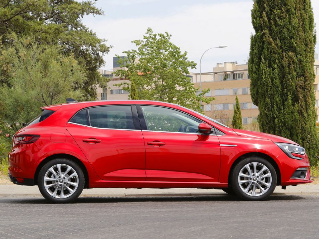 Comparativa SEAT León vs Renault Megane