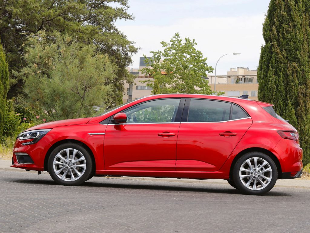 Comparativa SEAT León vs Renault Megane