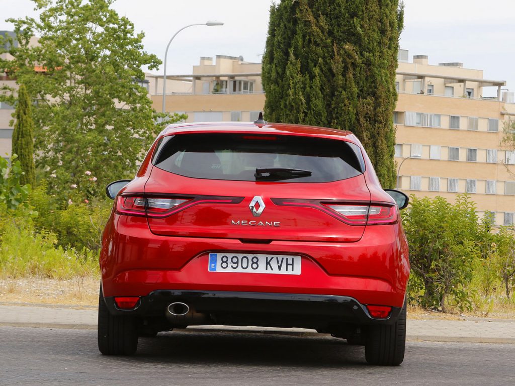 Comparativa SEAT León vs Renault Megane
