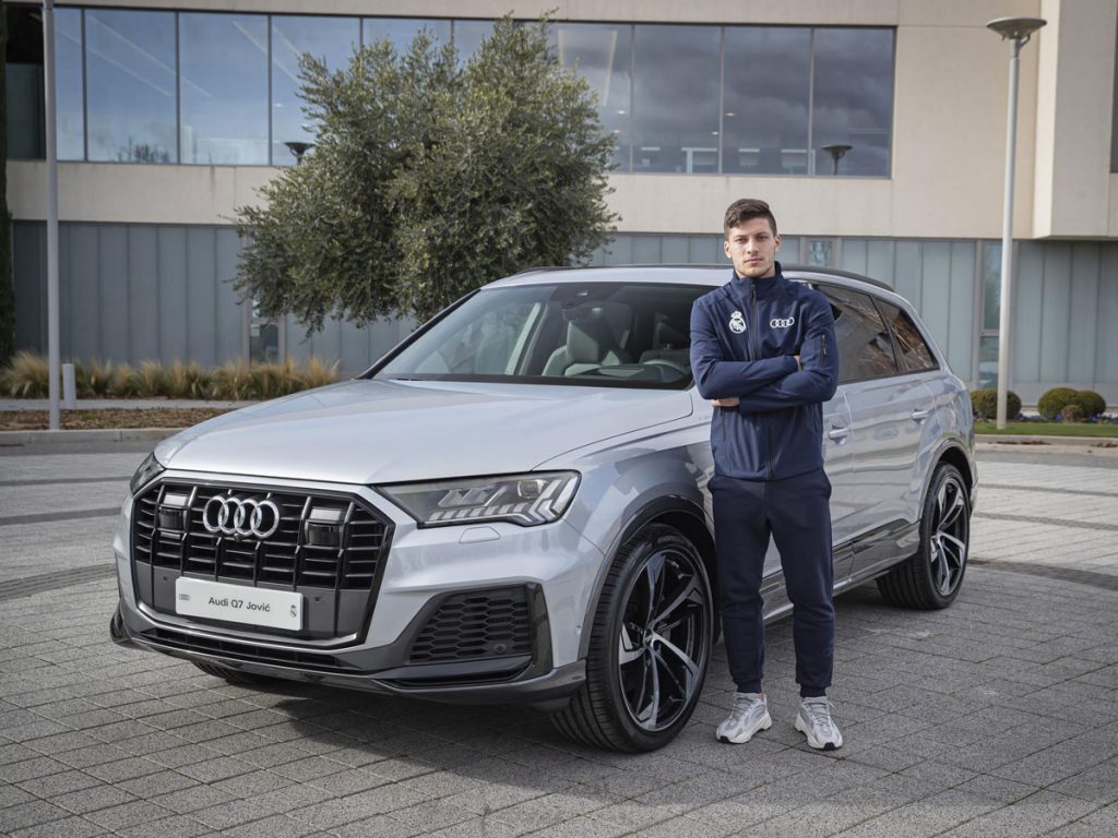Entrega Audi a plantilla Real Madrid
