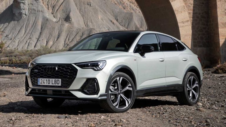 q3 sportback interior