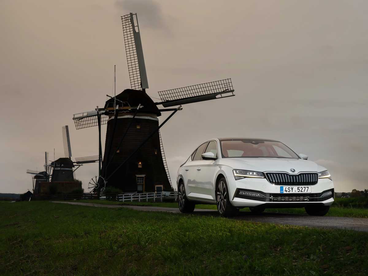 skoda superb iv precio